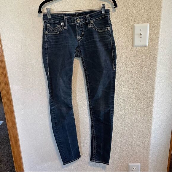 Big Star- Medium Wash Jenae Jeans, Size 25R - Picture 1 of 9